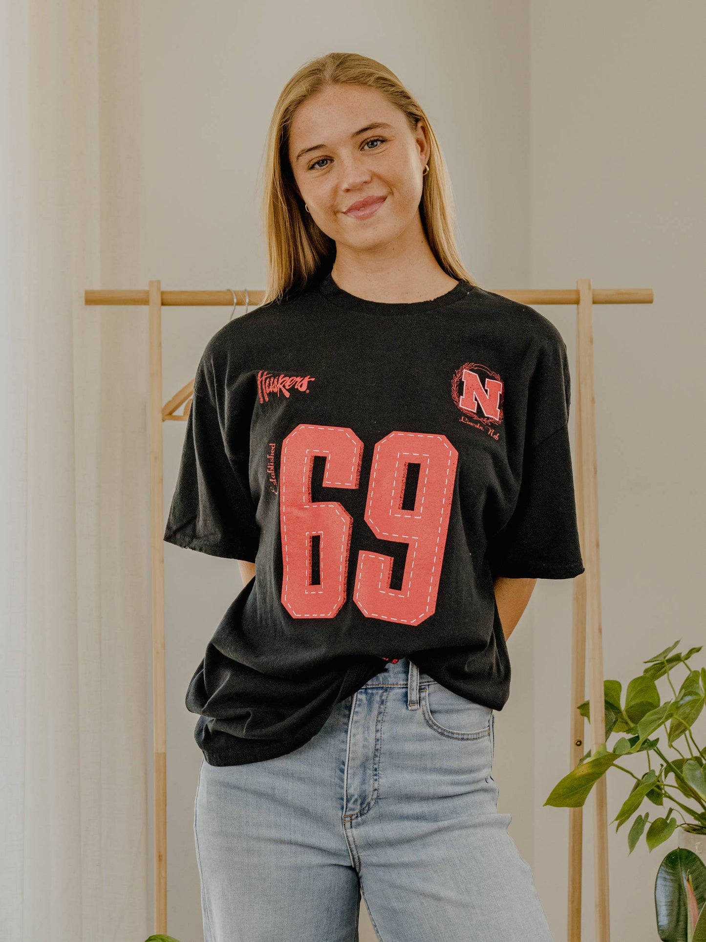 LivyLu - Nebraska Corn Huskers Crest Stamp Black Thrifted Tee