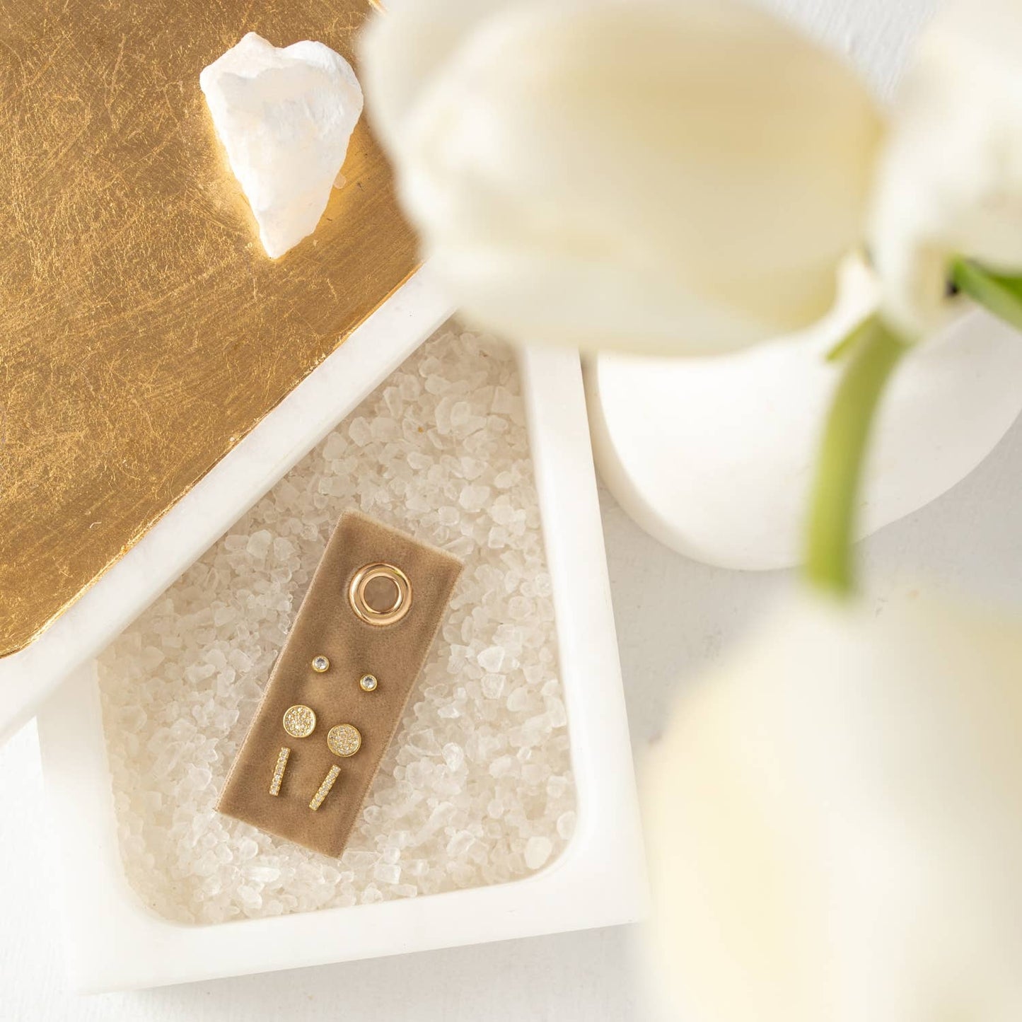Splendid Iris Pave Velvet Stud Set