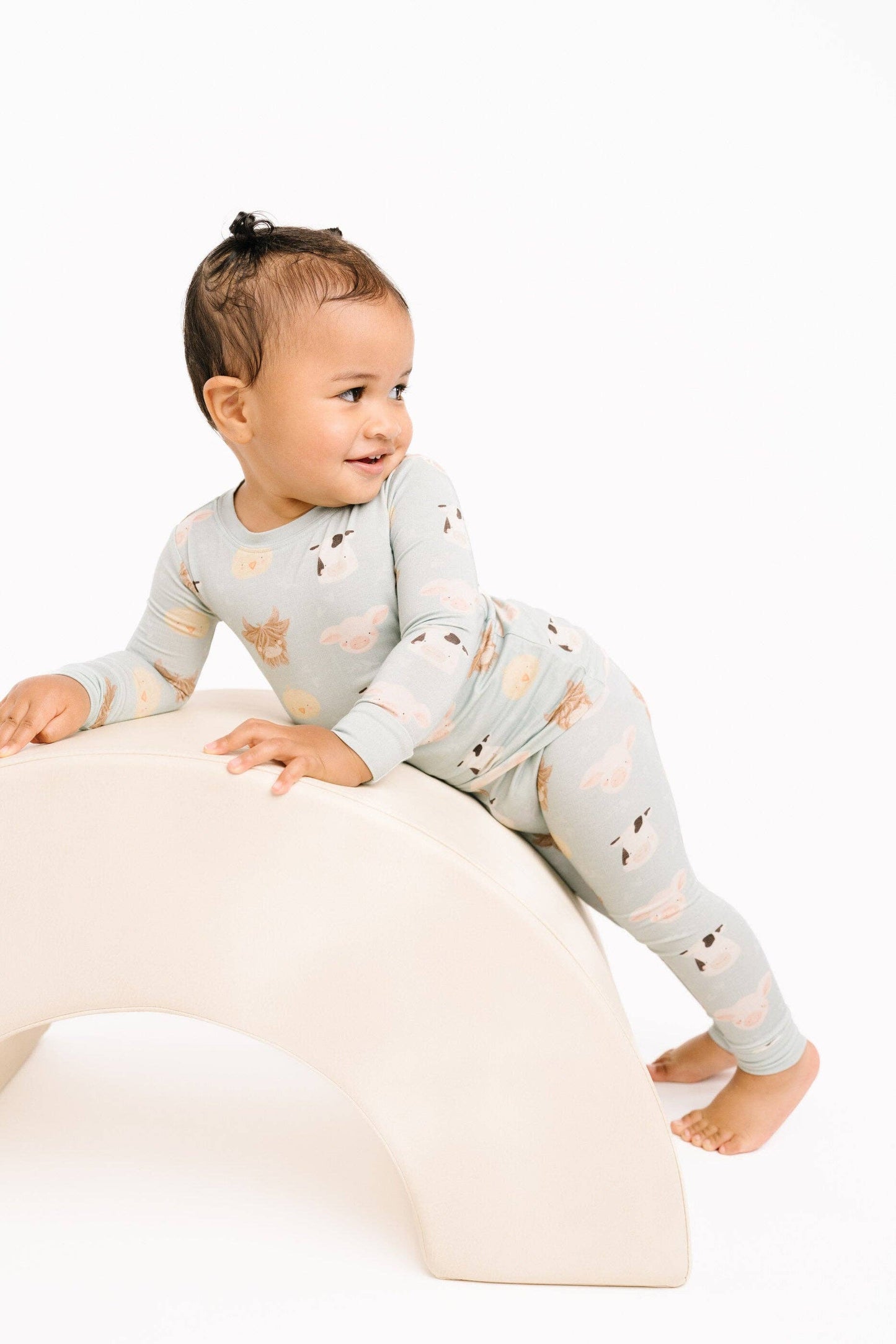 Little One Shop - Happy Farm Bamboo Set