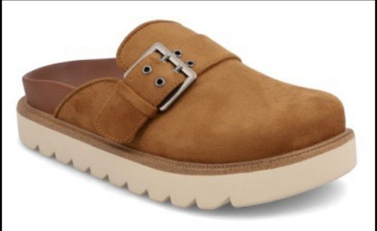 Mia Zamira Clog