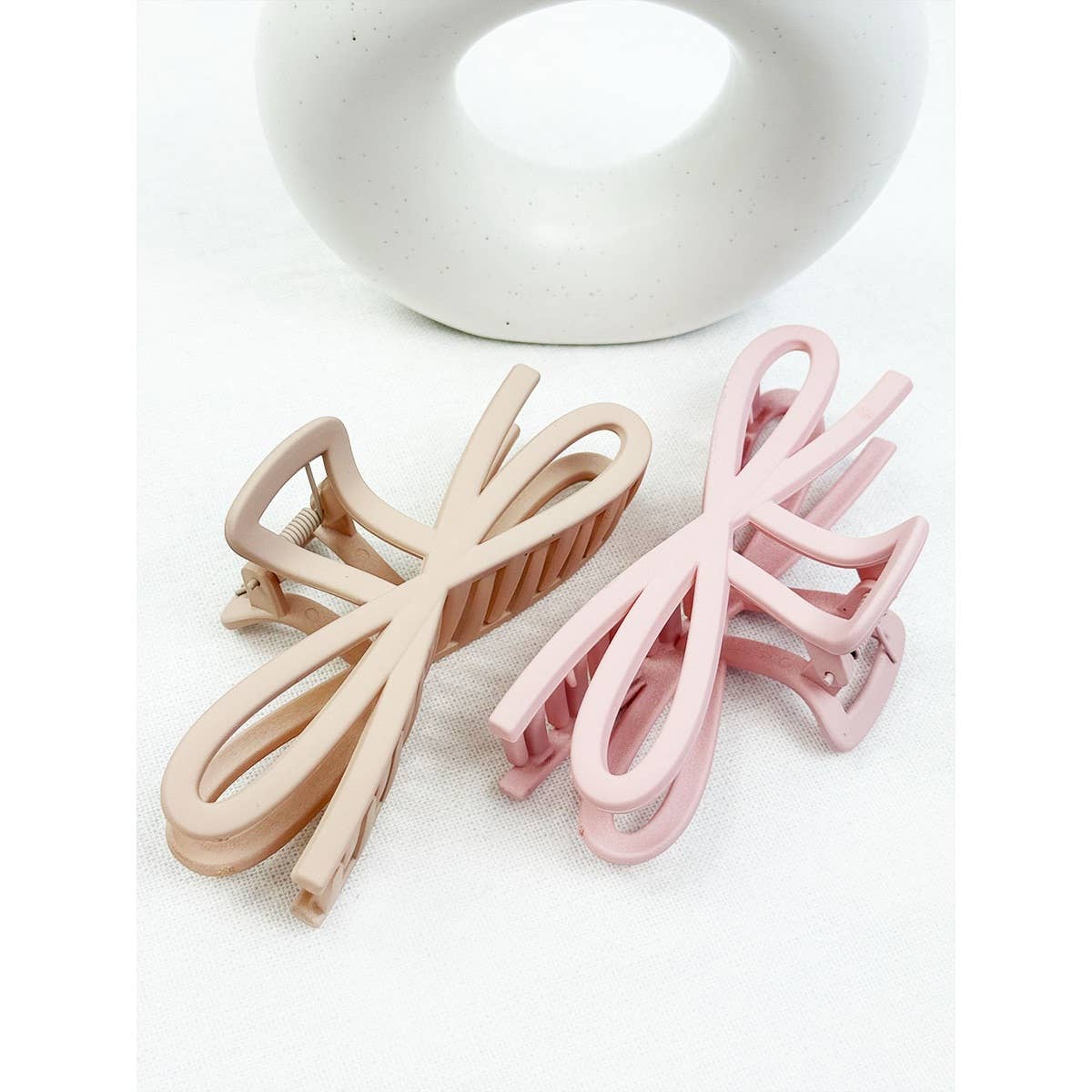 Soft Tone Knotted Bow Hair Clip Claw