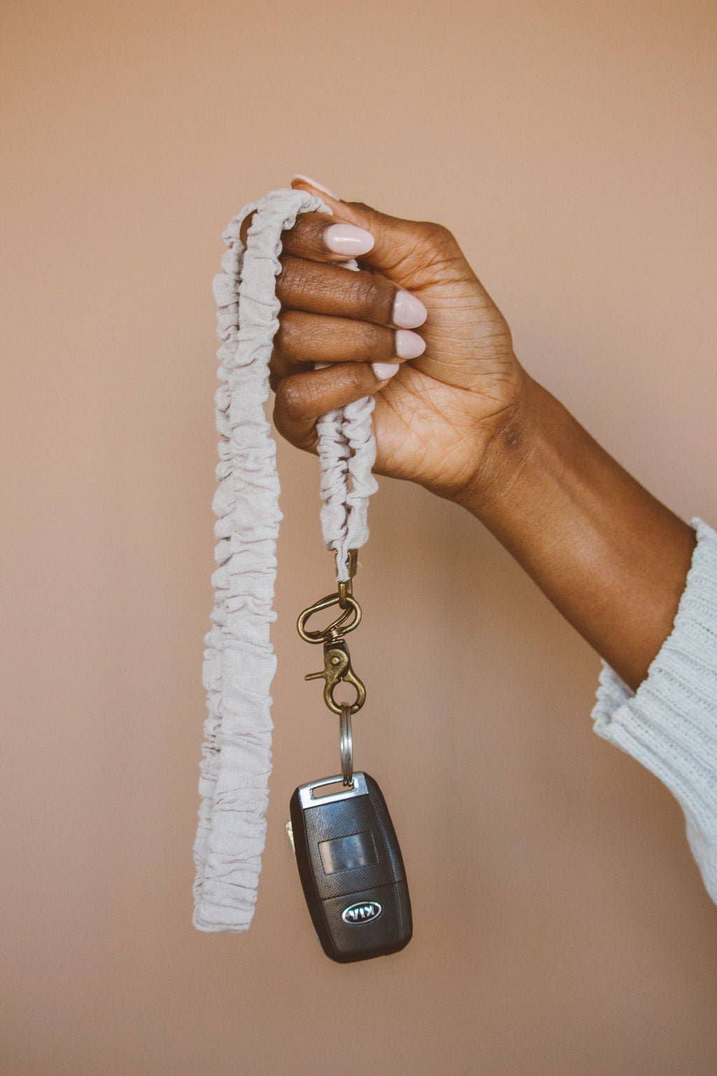 Shop Andi - Linen Lanyard