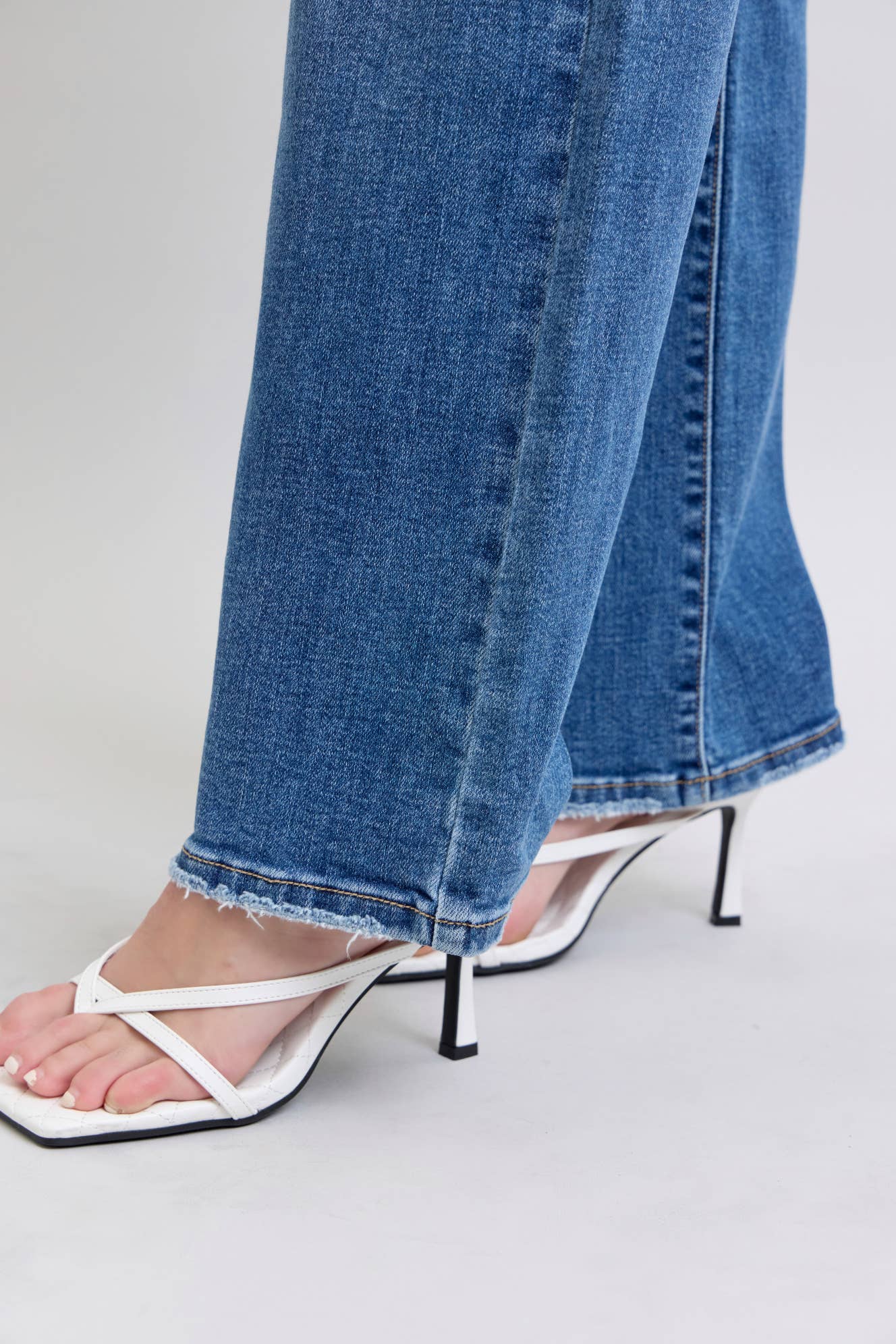 Judy Blue High Vintage Wash Straight Fit