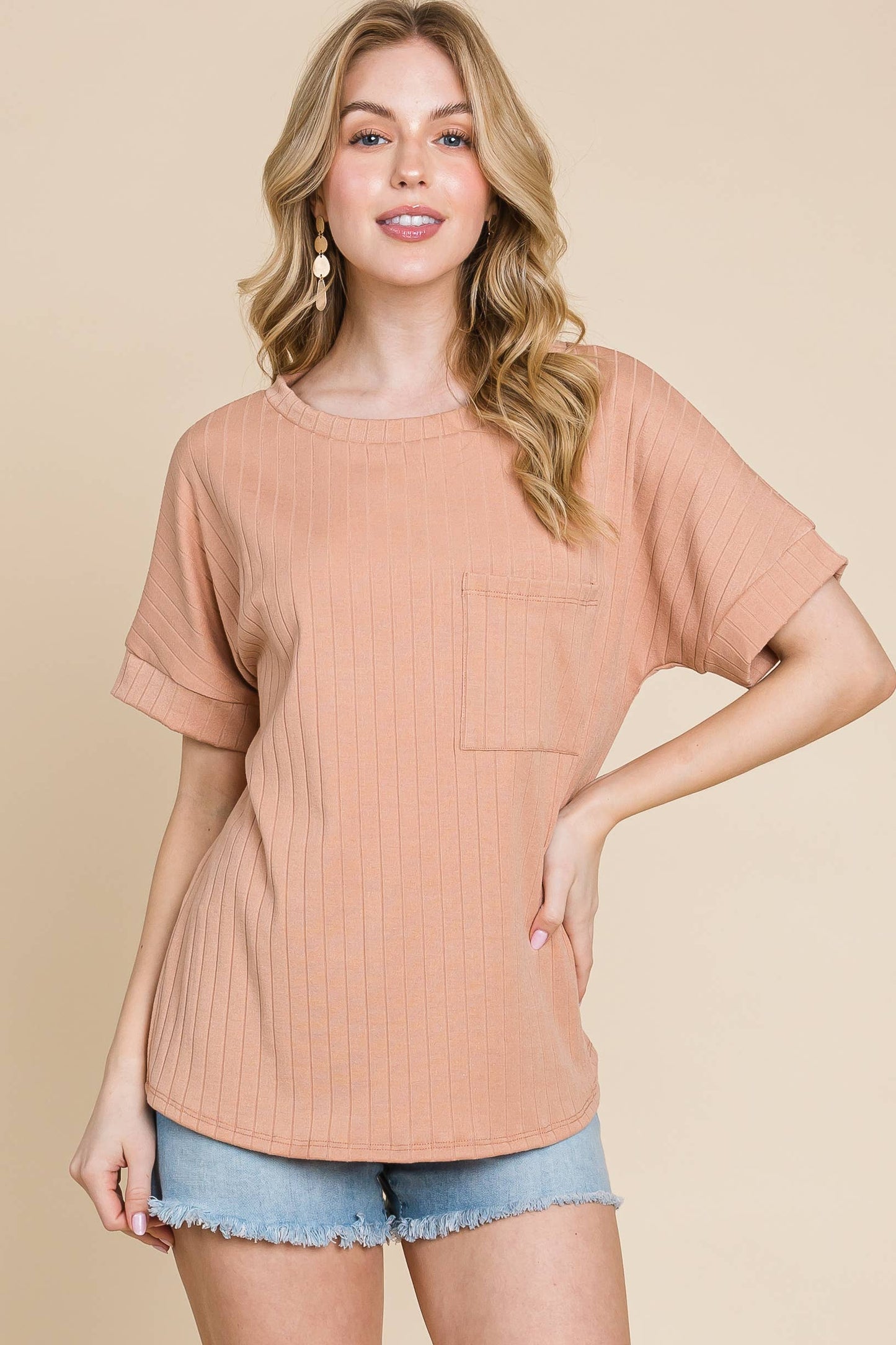 Ribbed Knit Pocket Tee