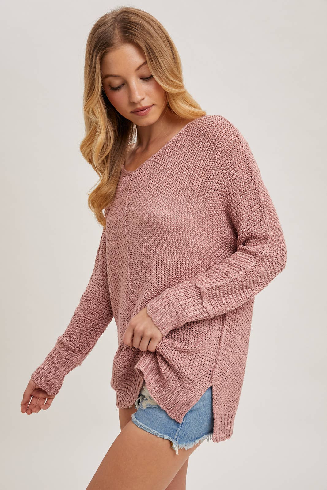 Rose Reverse Seam Lose Fit Sweater