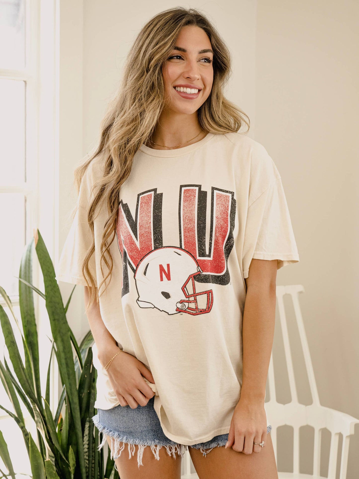 LivyLu - Nebraska Huskers Helmet Fade Off White Thrifted Tee
