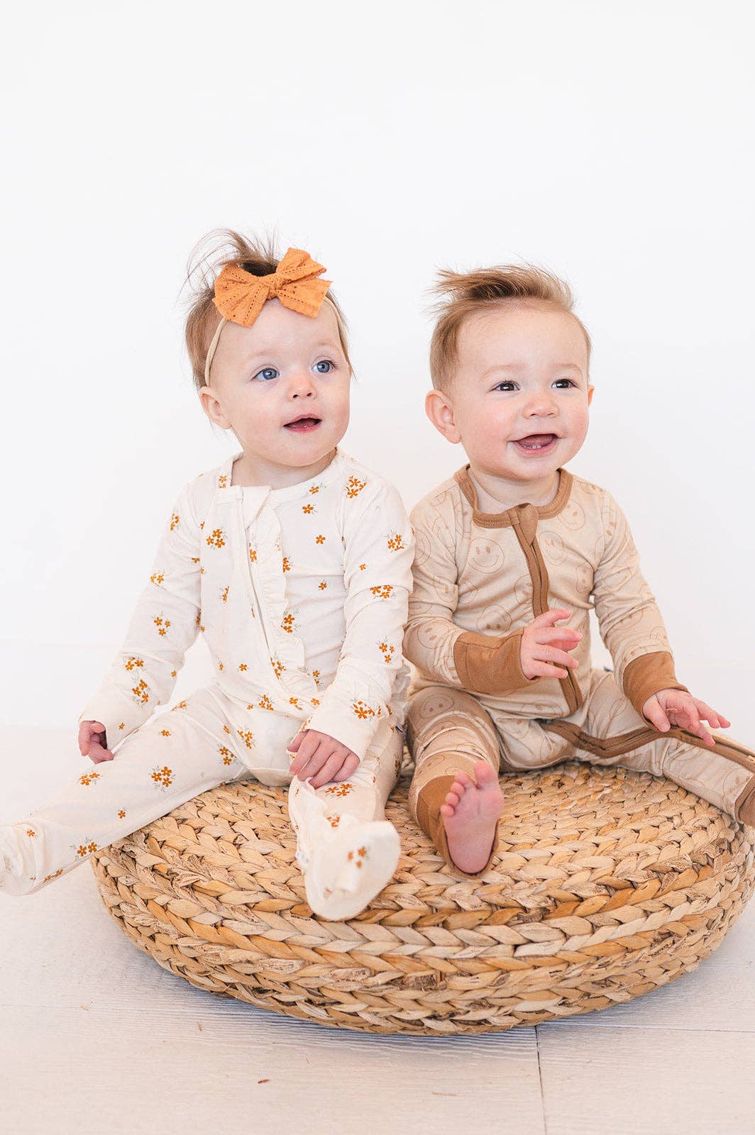 Ruffle Zipper Caramel Bloom