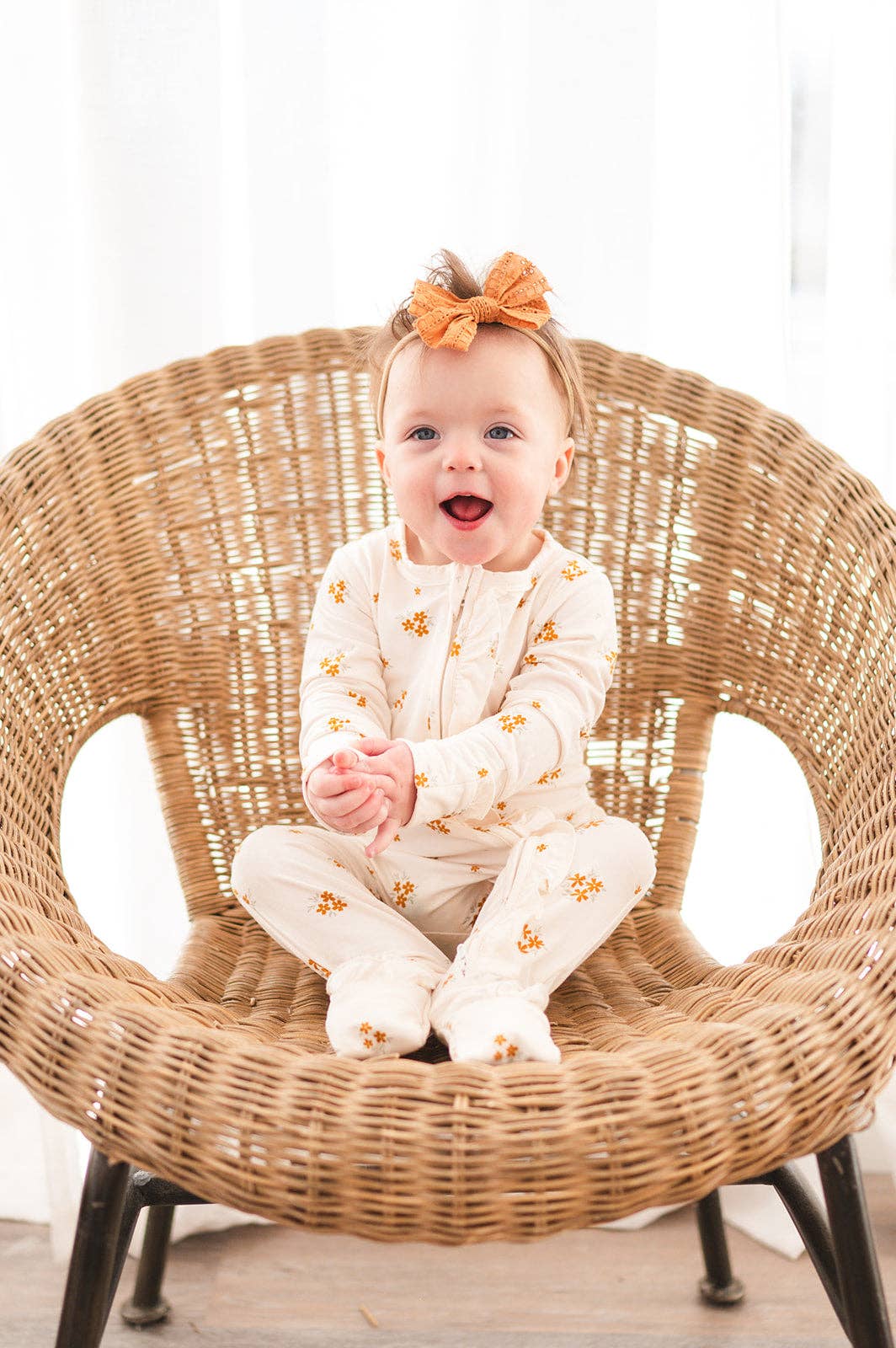 Ruffle Zipper Caramel Bloom