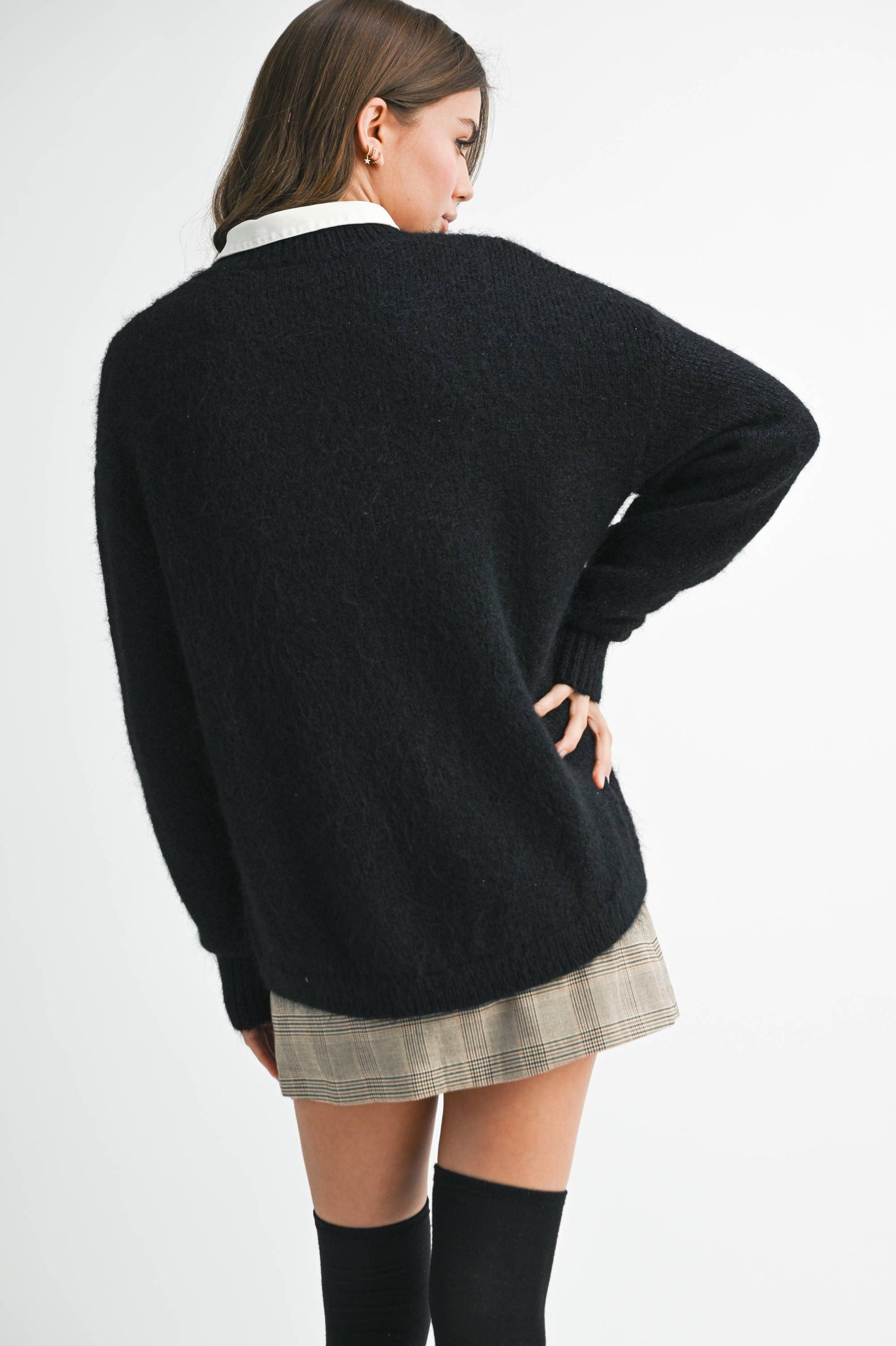 AEMI + CO-Cozy Crewneck Sweater