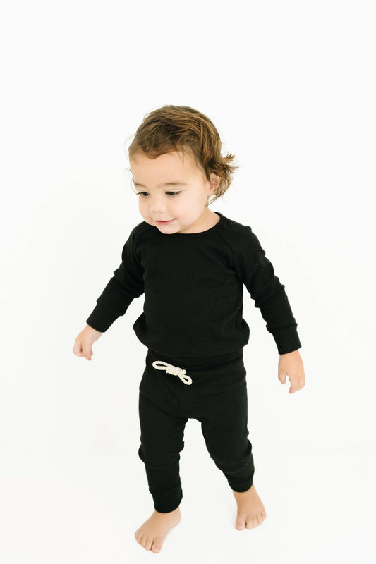 Black Lounge Set